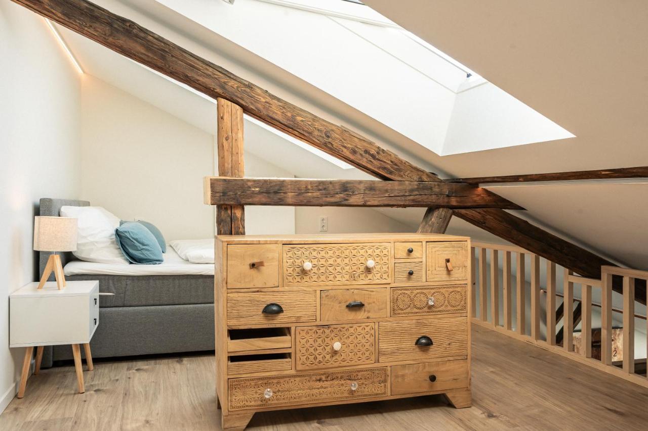 Crest - Riverside Lofts Mit Parken I Balkon I Kueche I Regendusche Passau
